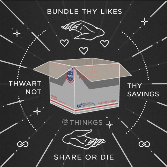 ✨ Silver // Mini Moon Earrings - Picture 3 of 3